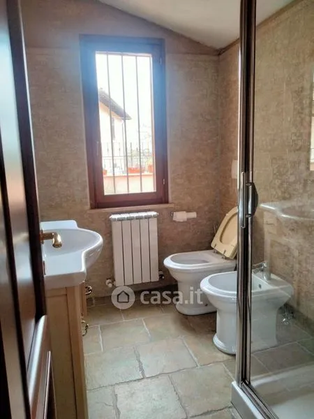 Bathrooms - Rustic Bifamily House with Pool in Nocera Umbra