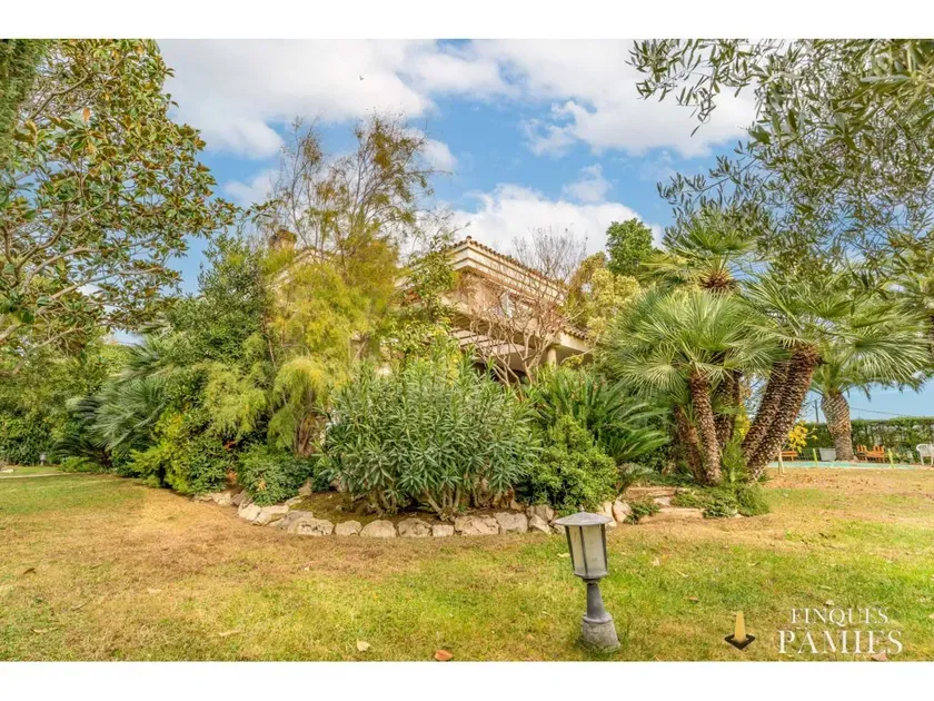 Aed - Chalet with Pool in El Pinar, Reus