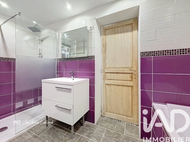 Salles de bain - Maison 4 pièces à Escorpain
