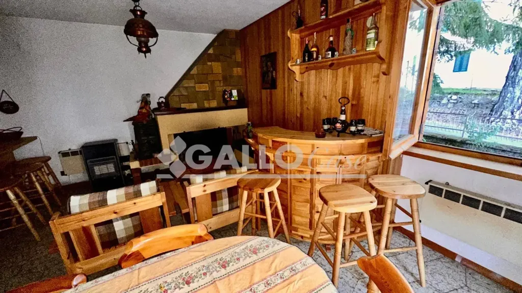Salle à manger - Bifamiliar Villa with Garden in Spezzano della Sila