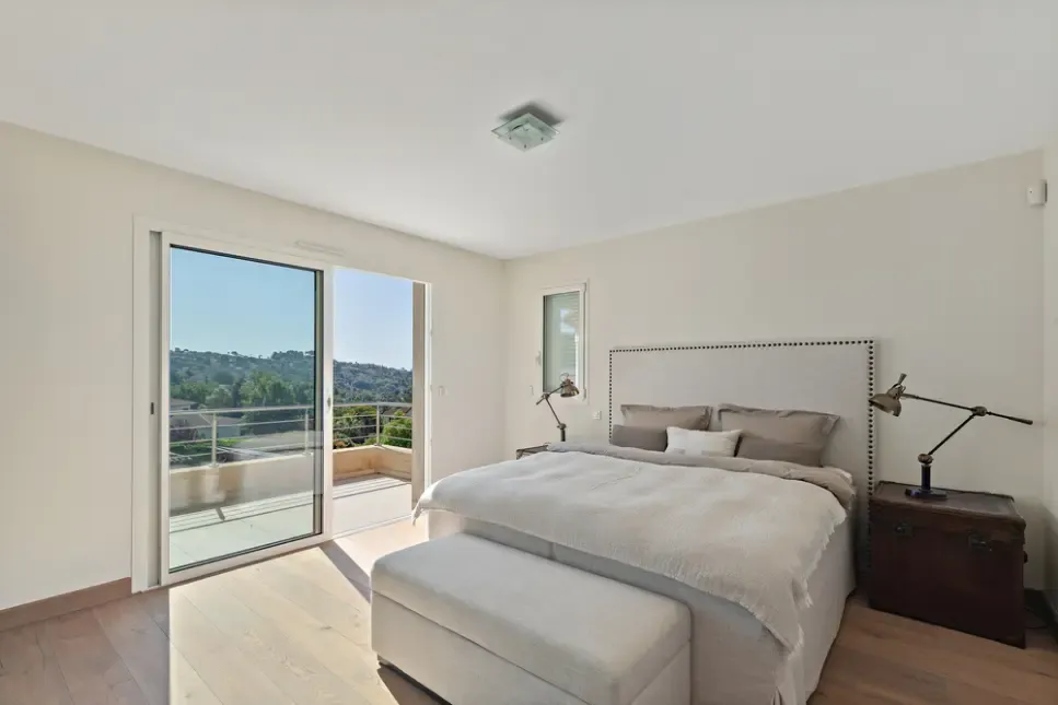 Magamistoad - Contemporary House with Panoramic Views in La Colle sur Loup