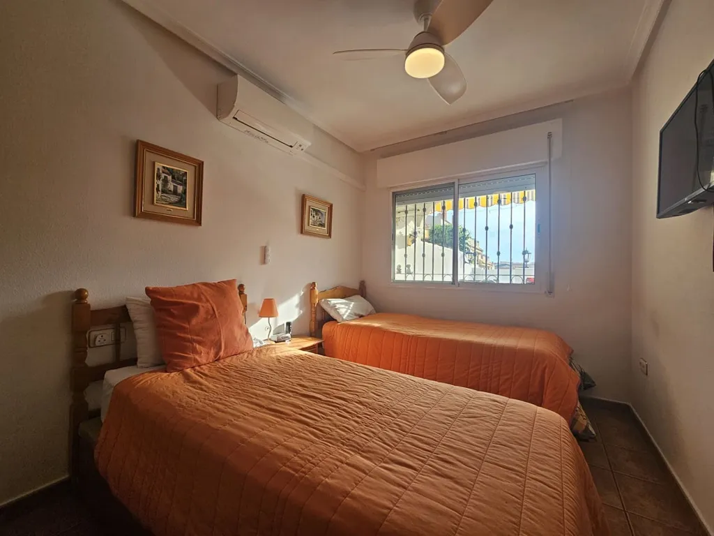 Magamistoad - South-Facing Bungalow with Pool in La Zenia