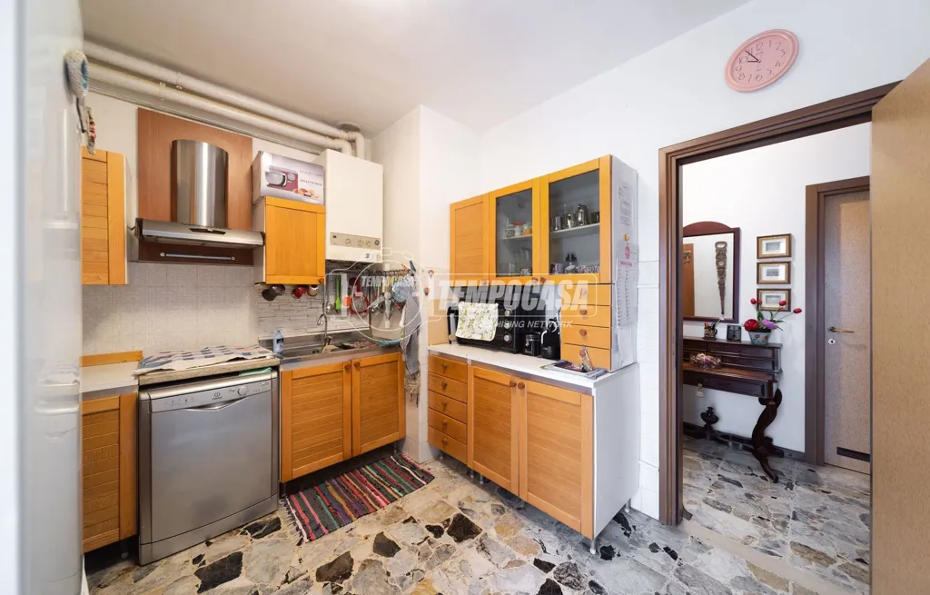 Köök - Apartment with Balcony in Central Bulciago