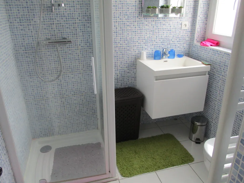 Vannitoad - Type 3 Apartment in Centre Couhé
