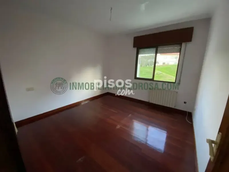 Pièces - Spacious House with Large Garden in Seixo