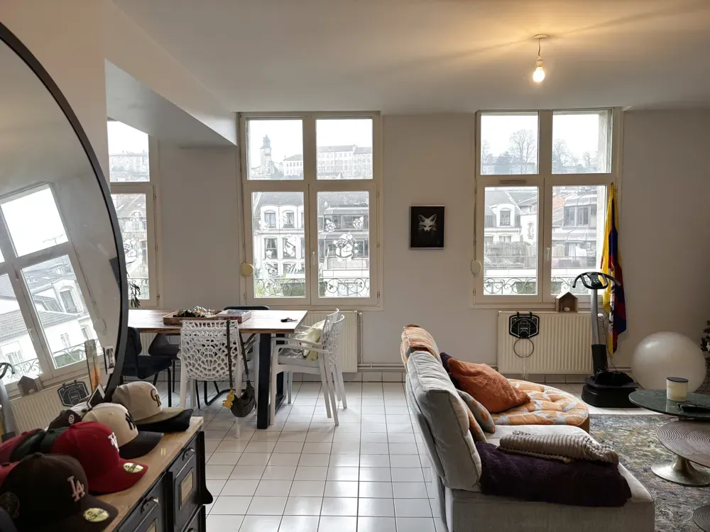 Séjour - Appartement 3 Pièces avec Vue Tour de l'Horloge à Bar-le-Duc