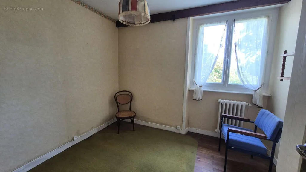 Chambres - Maison à Rénover au Bourg de Clohars