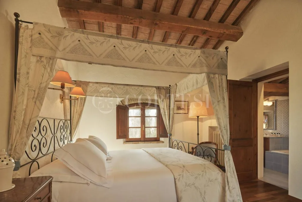 Chambres - Restored Medieval Village with Chapel in Umbertide