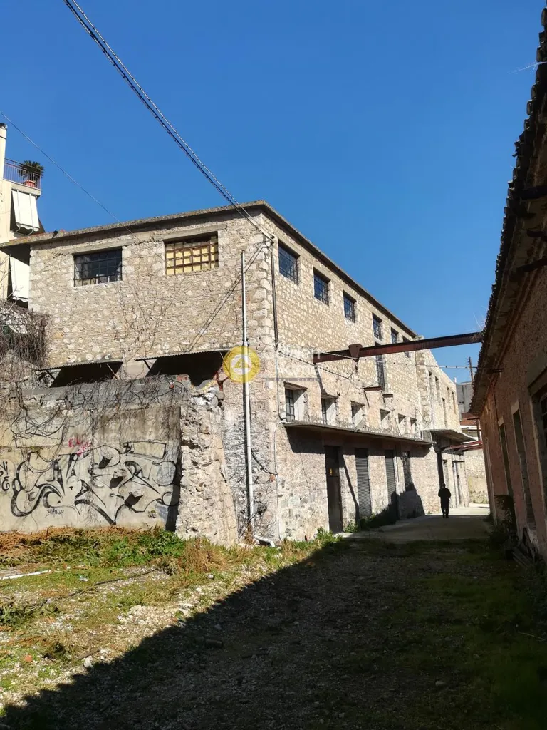 Jardin - Industrial Complex with Multiple Buildings in Lamia Centre