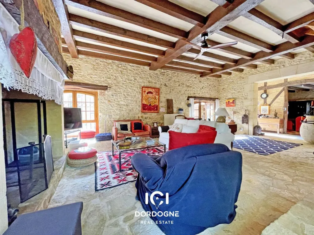 8-room house in Le Bugue