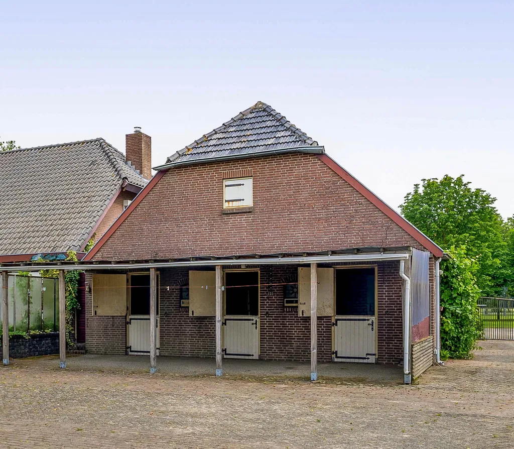 Välivaade - Villa with Stables in Ewijk
