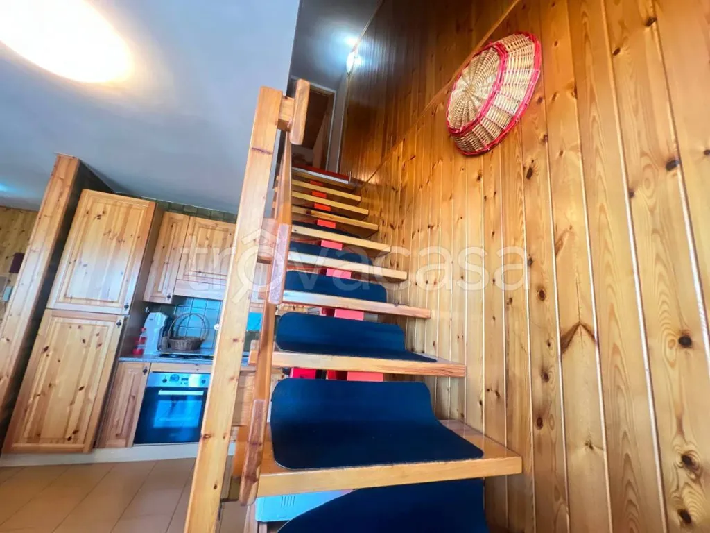 Toad - Armed Apartment with Panoramic View in Bagnolo Piemonte