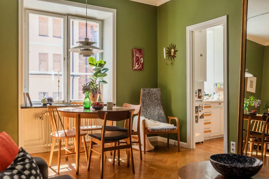 Elutuba - 1920s Flat with Balcony in Södermalm