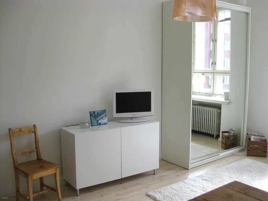 Kabinet - Furnished Studio in Etu-Töölö, Helsinki