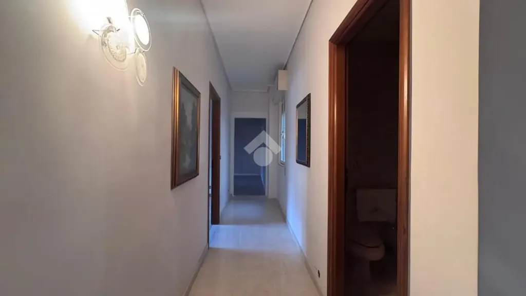 hallway_entrance