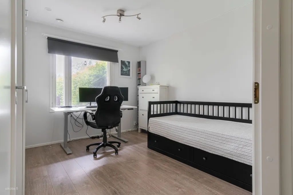 Bedrooms - Modernised Detached House with Sauna in Hämeenlinna