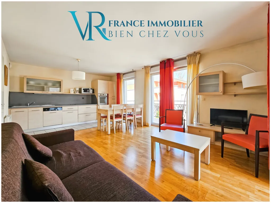 Séjour - Duplex Meublé avec Terrasse et Parking à Proximité du Lac