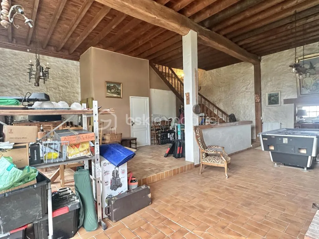 Séjour - Maison de Caractère avec Jardin à Piffonds