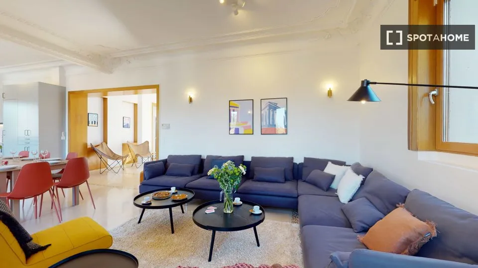 Elutuba - Room in Shared Accommodation, Bords-de-Marne, Paris