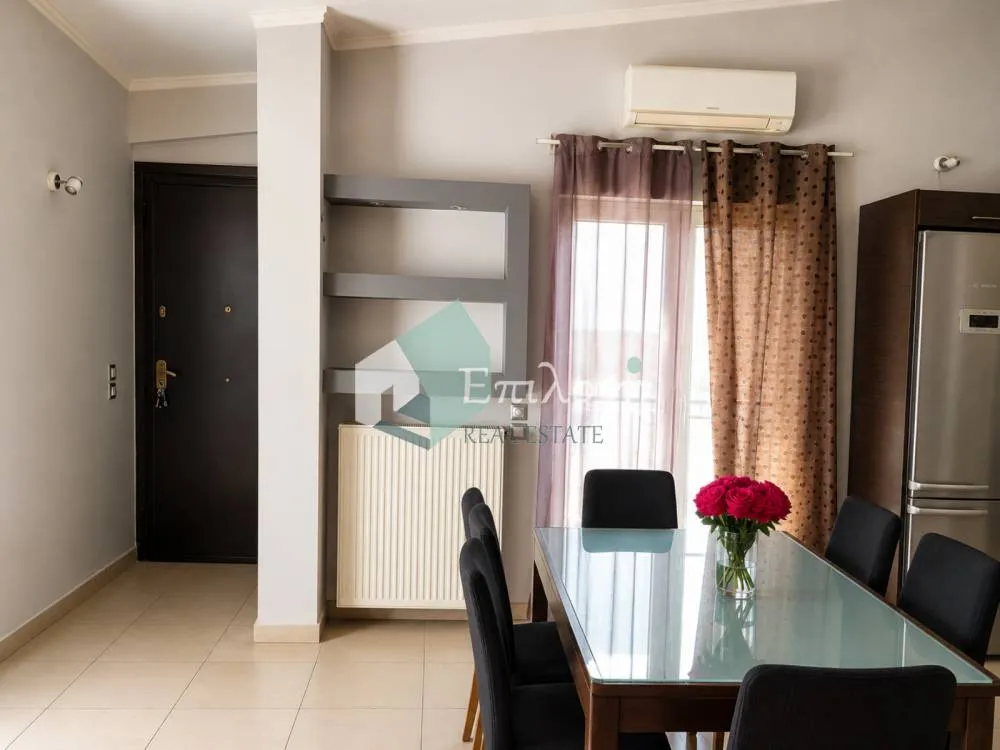 Comedor - Four-Aspect Apartment with BBQ in Eglika, Patras