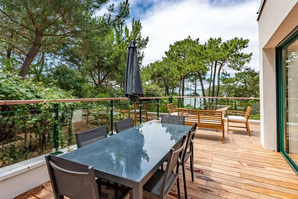 Terrass - Luxury Apartment with Sea View in La Teste-de-Buch