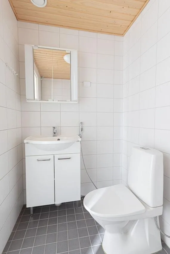 Salles de bain - Duplex Apartment with Balcony in Porvoo Huhtis