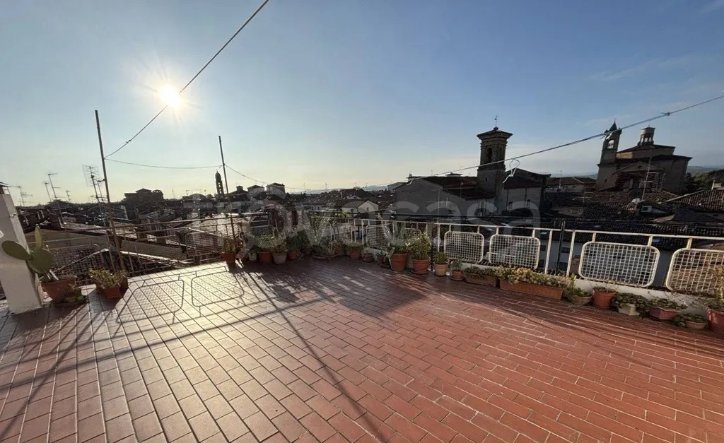 Terrazza - Spacious Apartment with Balcony in Faenza