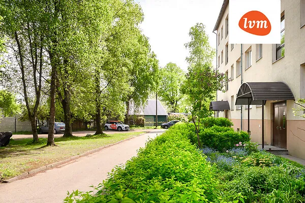 Välivaade - Studio Flat with Garden View in Ülejõe, Pärnu
