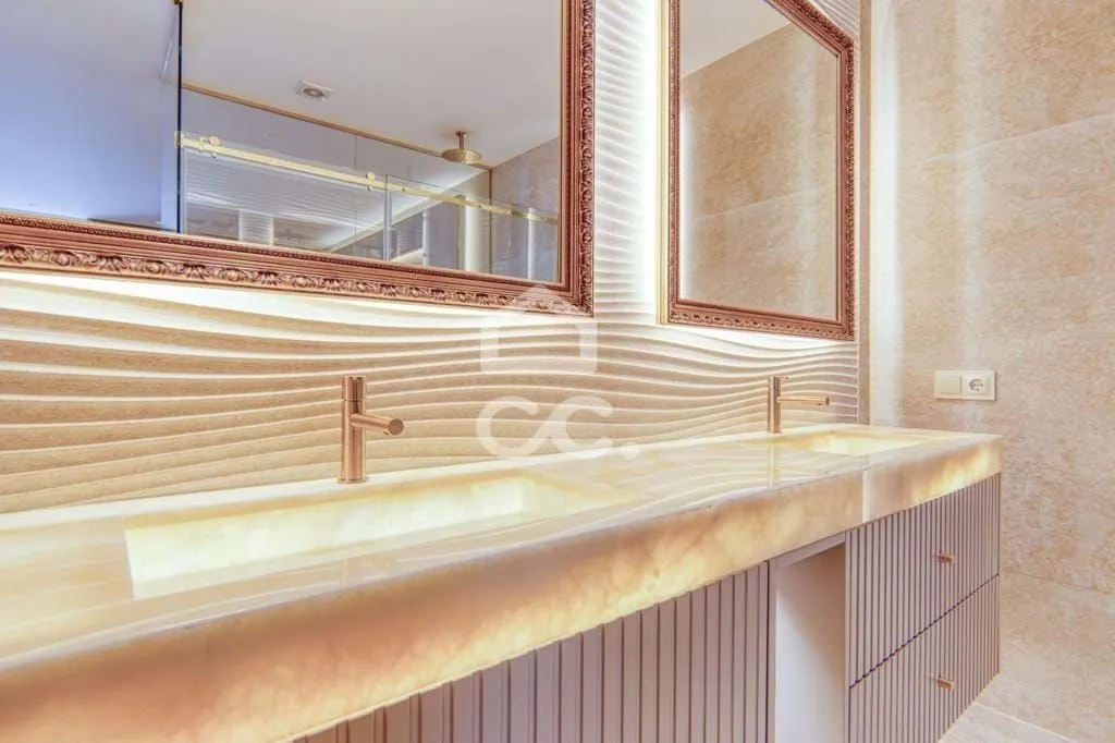 Vannitoad - Luxury Seafront Apartment in Vila do Conde