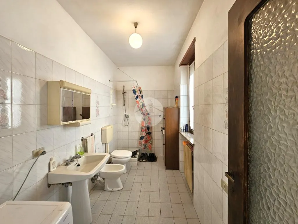 Salles de bain - Restored Villa with Private Garden in Torrazza Piemonte