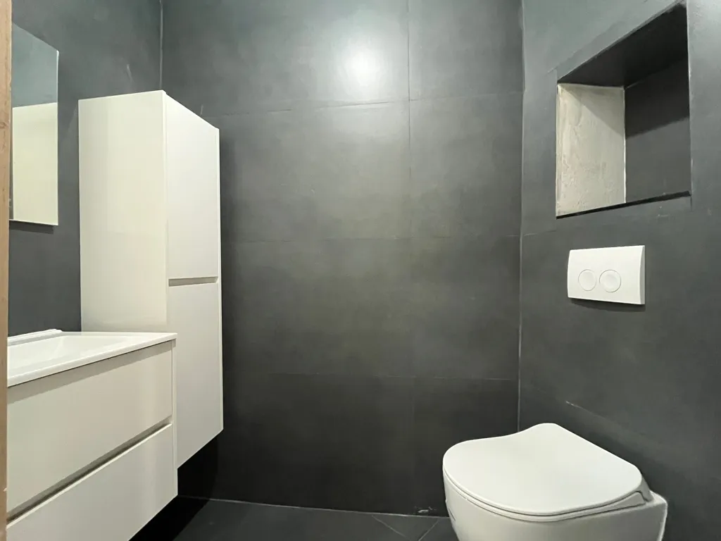 Vannitoad - Fully Renovated Investment Property in Nice