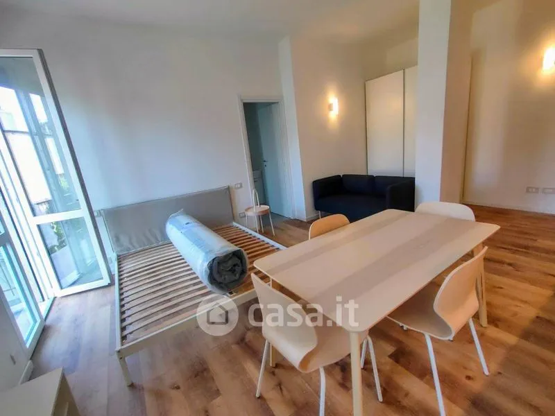 Sala da pranzo - Charming Studio with Balcony in Voghera Centre
