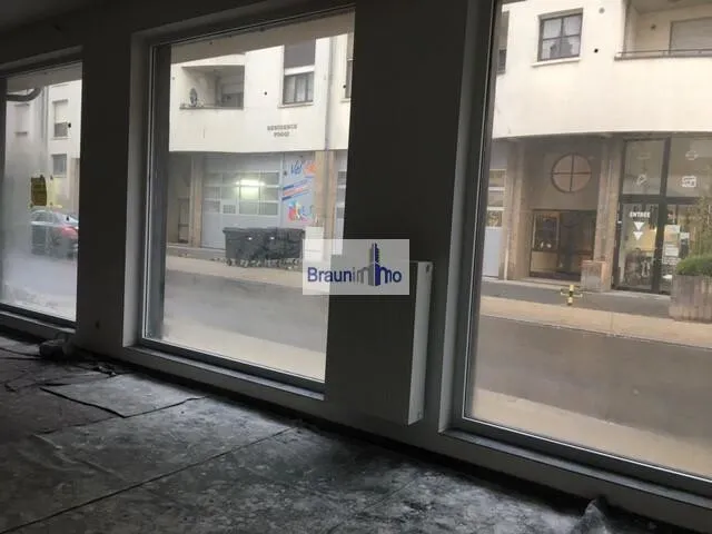 Pièces - Local Commercial Neuf avec Vitrines à Esch-sur-Alzette
