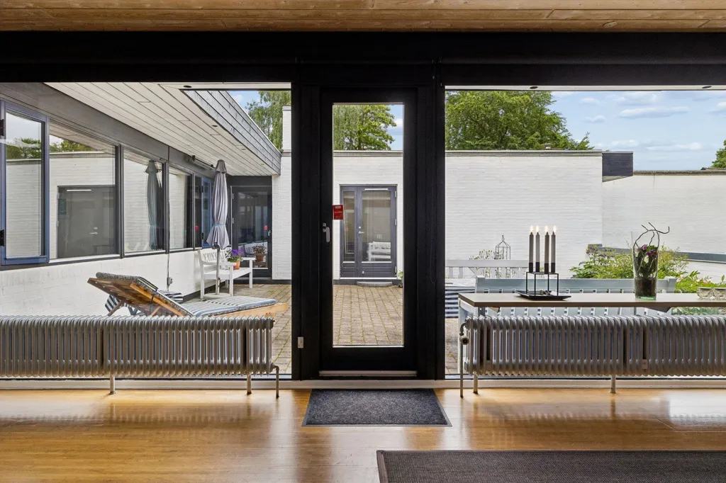 Terrass - Villa with Garden in Voldbæk, Brabrand