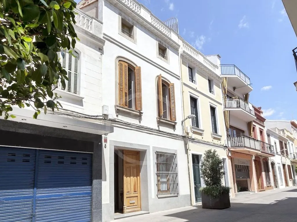 Extérieur - Neoclassical House with Beach Proximity in Premià de Mar