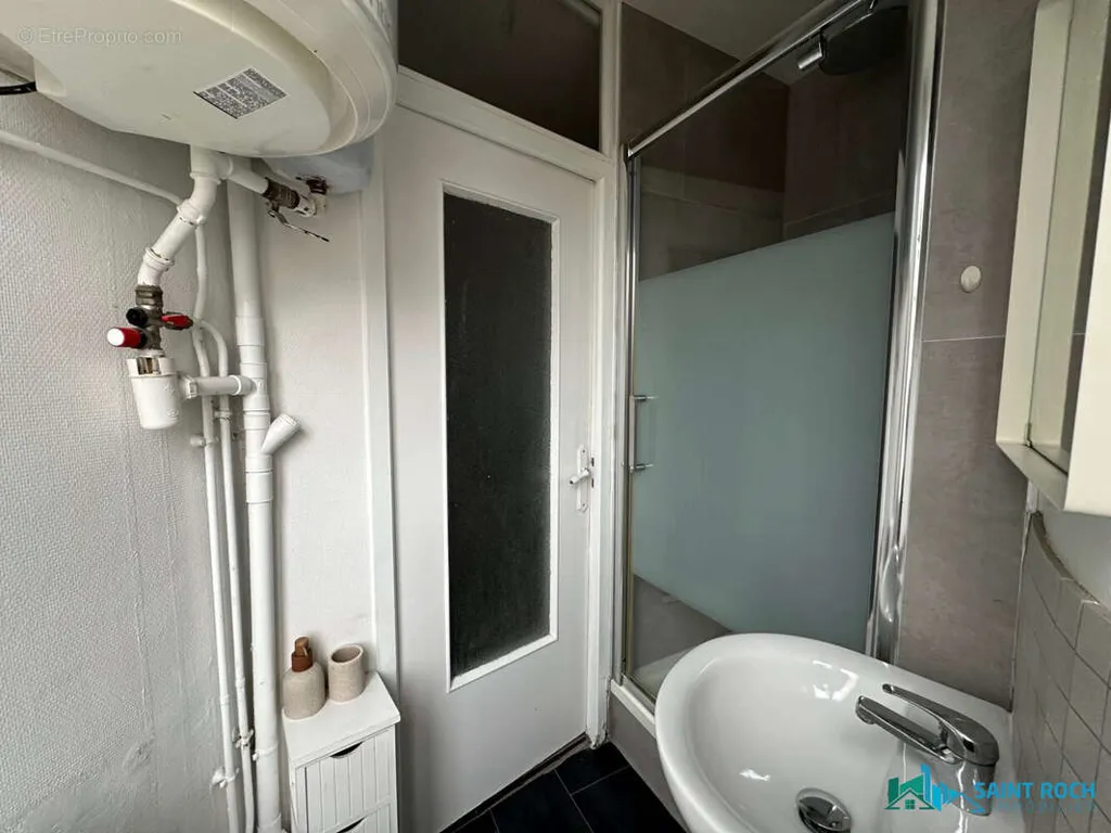 Salles de bain - Appartement Meublé à Proximité de l'Université au Havre
