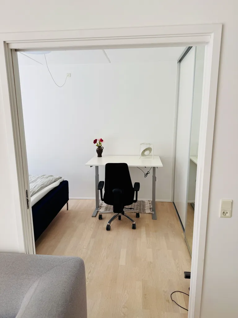 Kabinet - Central Apartment with Balcony in City Centre