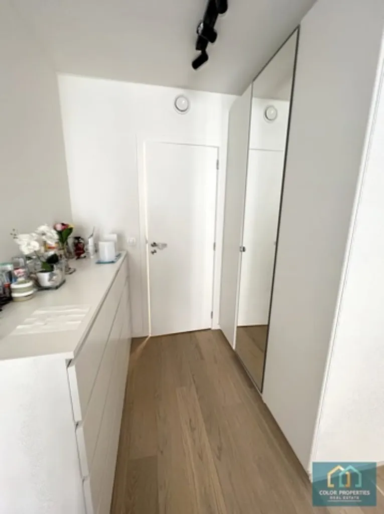 Rooms - Furnished Apartment with Terrace in EU District