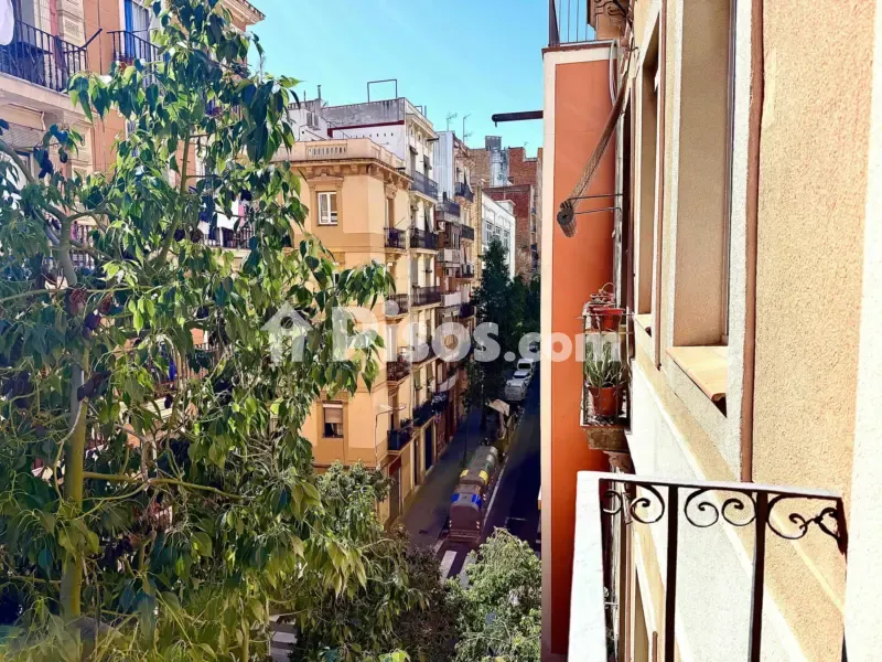 Balcone - Bright Apartment with Balcony in Poble Sec