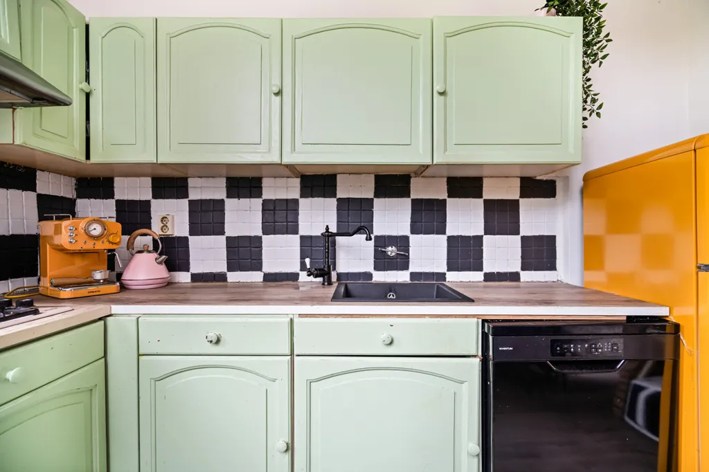 Kitchen - Characterful Detached House with Garden in Leiden