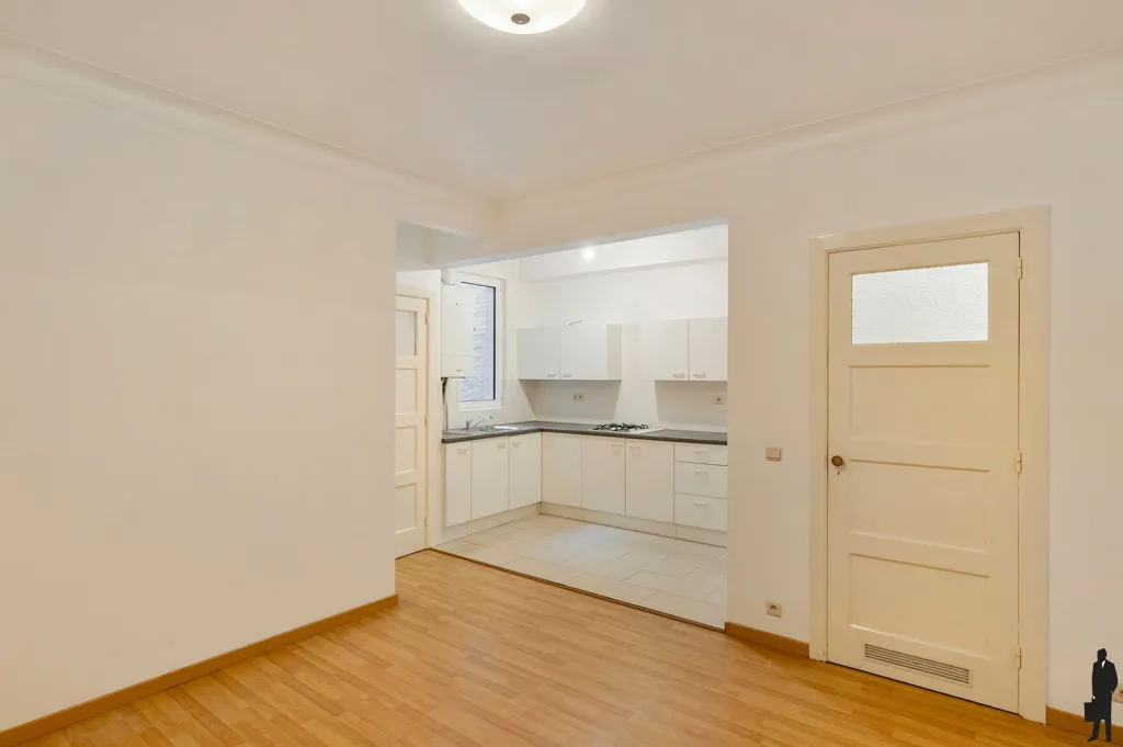 Köök - Fully Renovated Commercial Unit in Quellinstraat, Antwerp