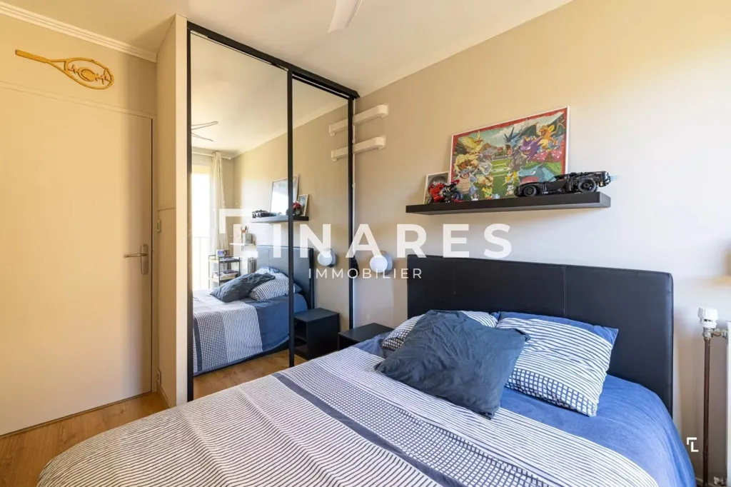Magamistoad - Bright Apartment with Balcony in Aubagne Centre