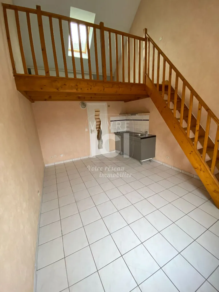Pièces - Duplex Proche Centre Ville à Sainte Luce sur Loire