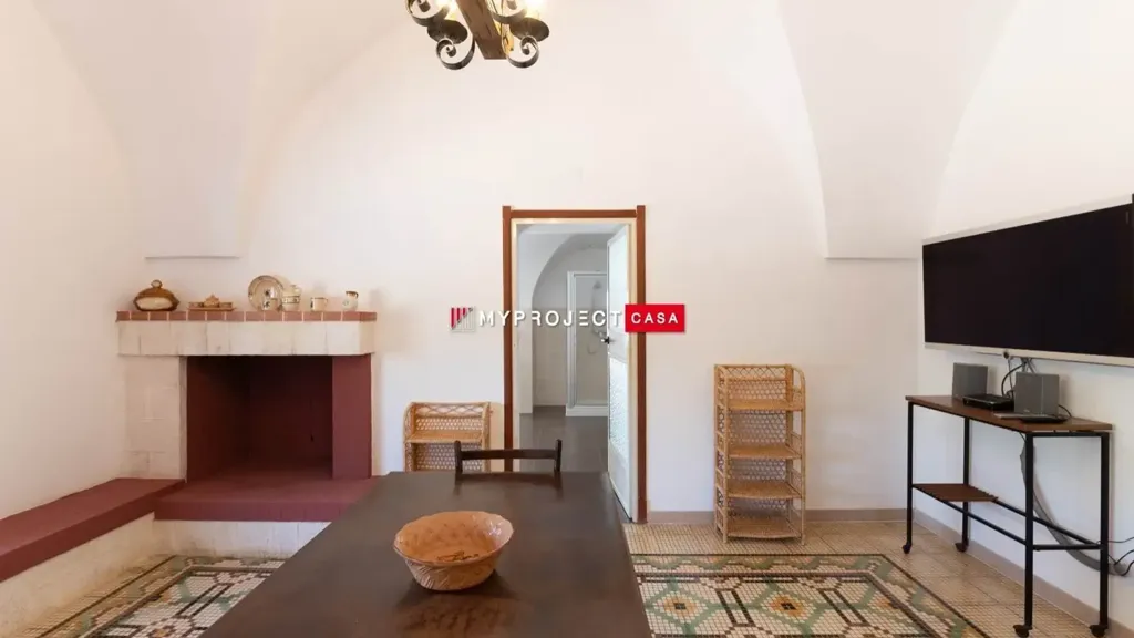 Salle à manger - Cascina with Olive Grove in Carovigno
