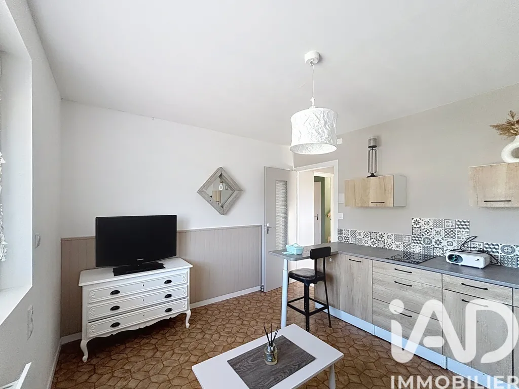 Kitchen - Traditional House with Pool in Cousance