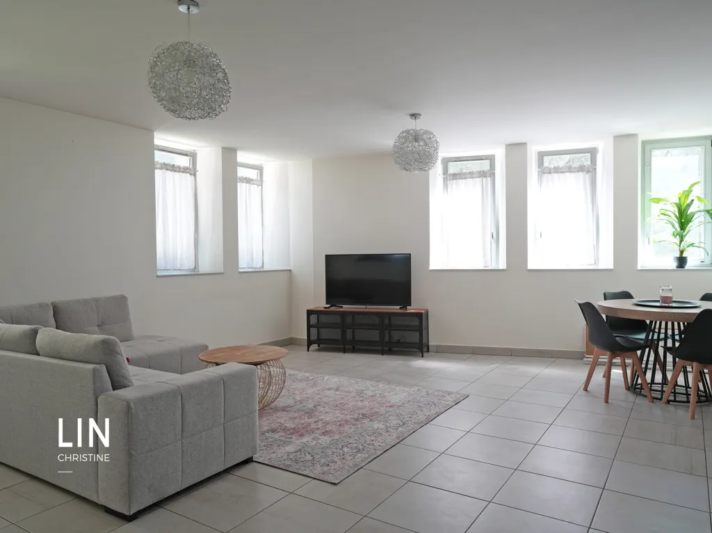 Elutuba - Charming Flat in Former Chapel, Lyon