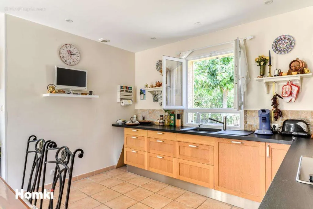 Cuisine - Villa avec Piscine à Montbrun-des-Corbières