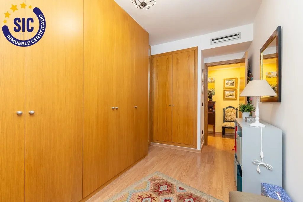 Esik - Premium Penthouse with Pool in Mislata