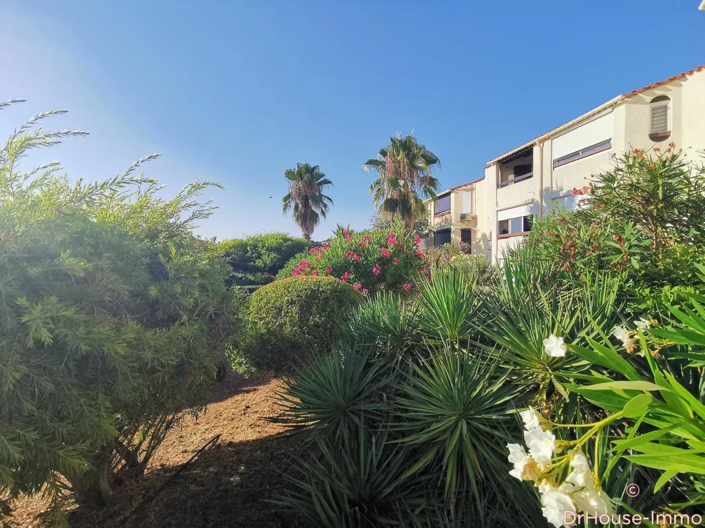 Jardin - Appartement T2 avec Loggia près de la Plage