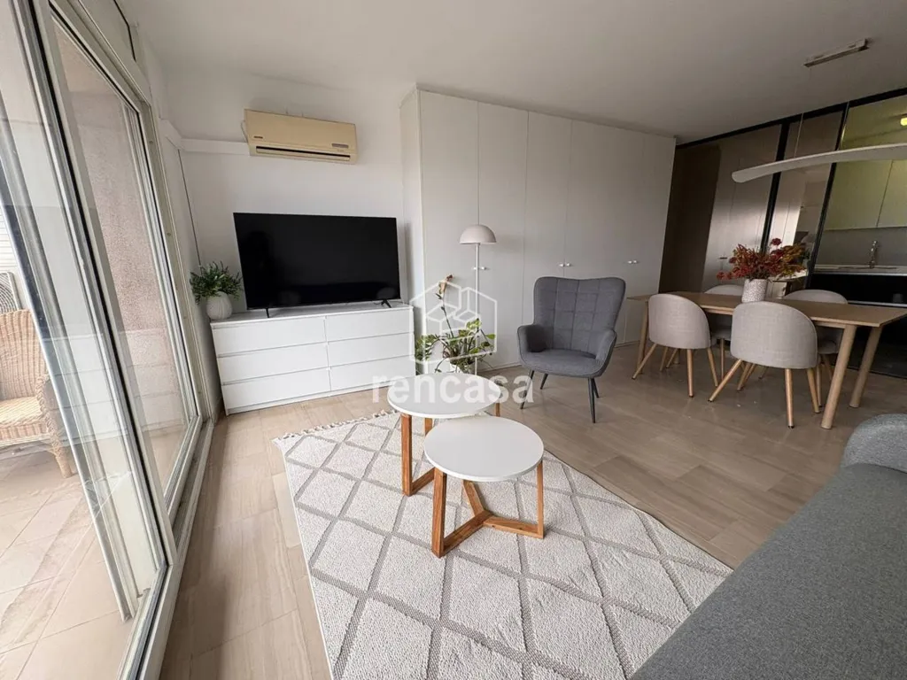 Elutuba - Duplex with Terrace near Universitat